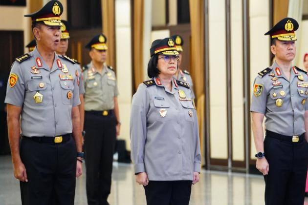 17 Pati Polri Naik Pangkat Satu Tingkat, Winarto Jadi Bintang Tiga