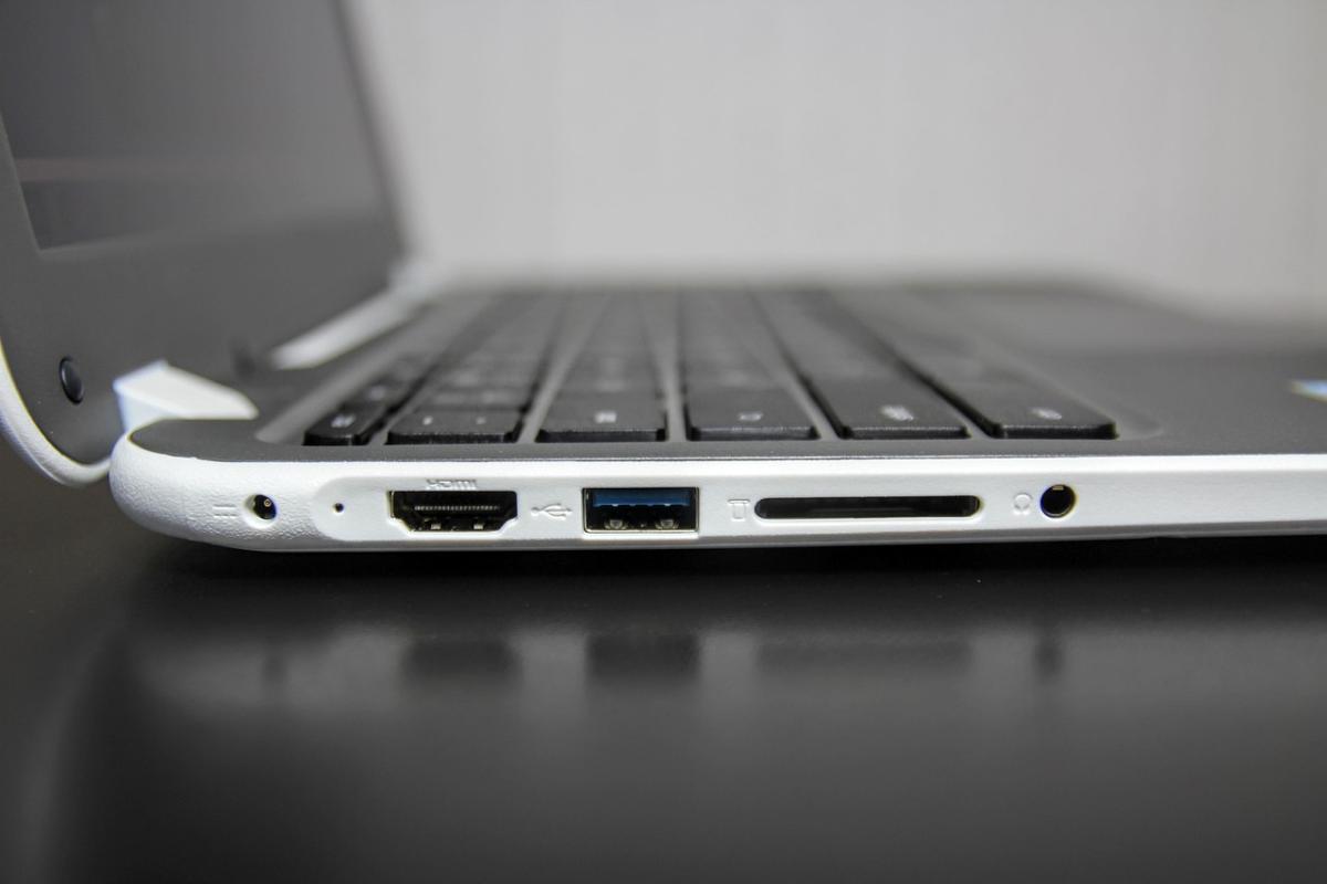 Laptop Murahan, Korupsi Triliunan: Skandal Chromebook Kemendikbudristek