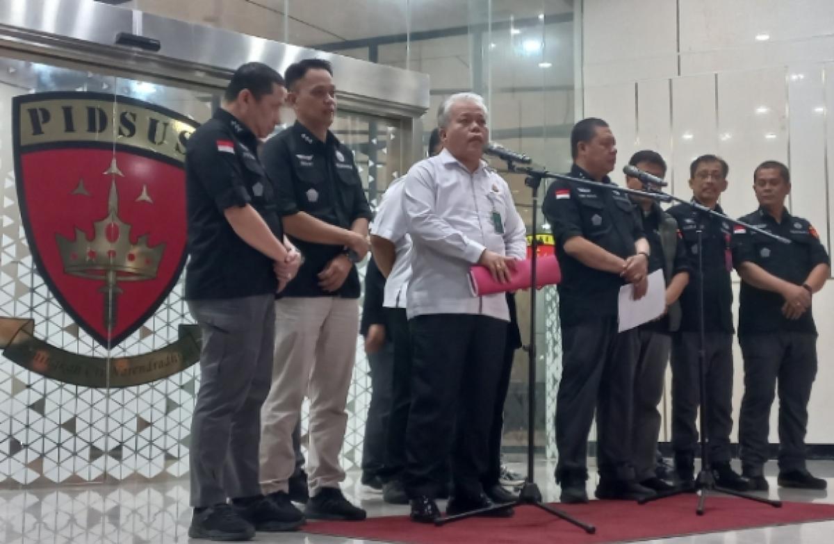 Kejagung Usut Kasus Pengadaan Laptop Triliunan Rupiah: Nadiem Masih dalam Radar Hukum