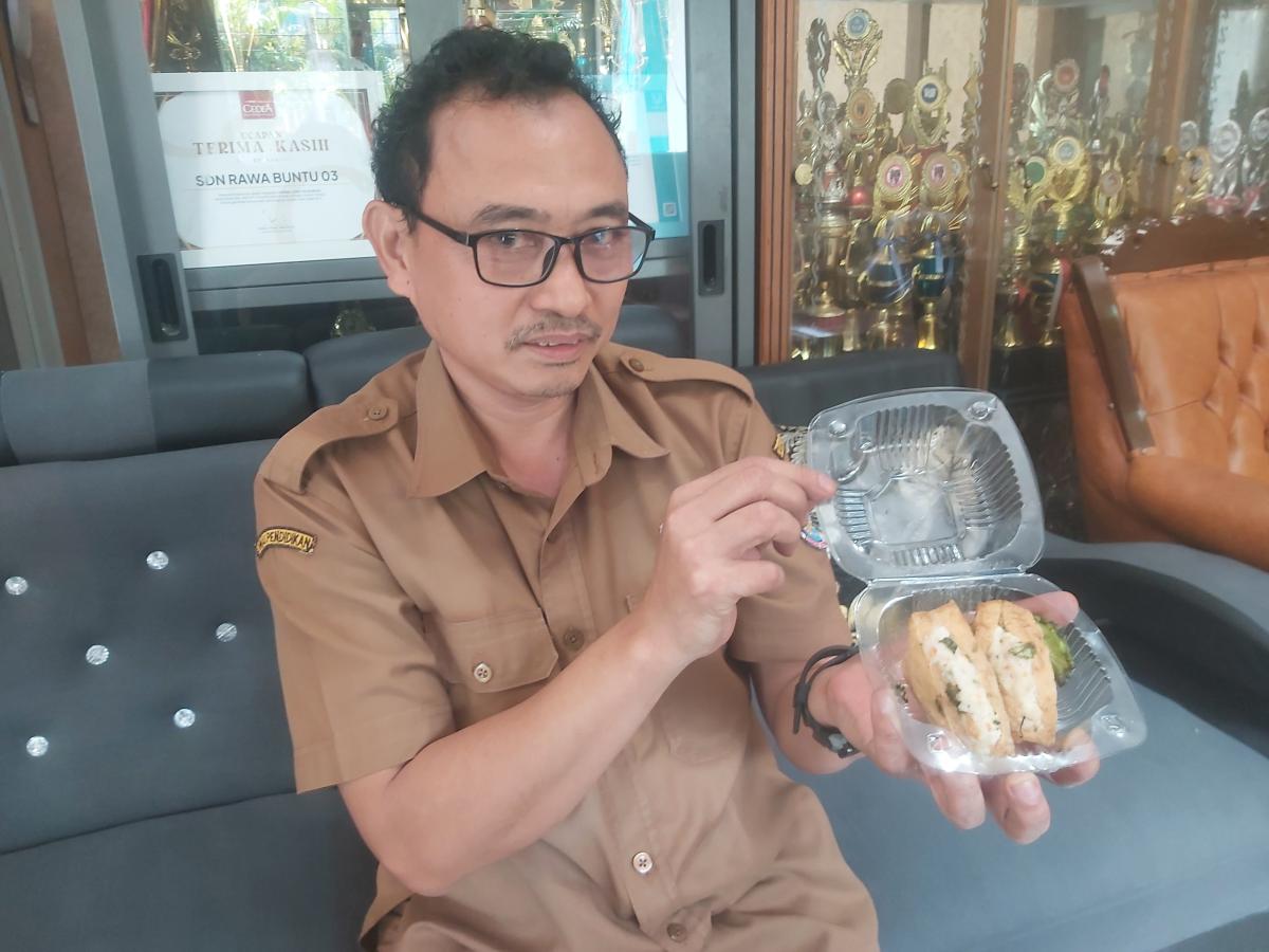 SDN 03 Rawa Buntu Tangsel Keluhkan Menu MBG Berupa Tahu Isi yang Sudah Basi 