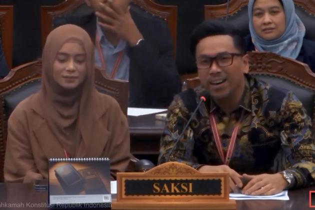 Ruang Sidang MK Berubah Jadi 'Ruang Karaoke' Lesti dan Sammy Simorangkir