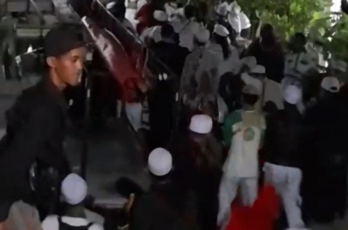 Polisi Dalami Pemicu Bentrokan FPI dan PWI-LS di Acara Habib Rizieq di Pemalang