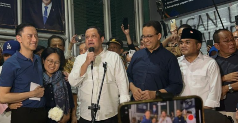 Anies Baswedan Bersyukur Tom Lembong Bebas dan Kembali ke Keluarga