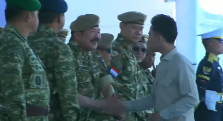 Viral, Gibran Tidak Salami AHY, Zulhas hingga Bahlil