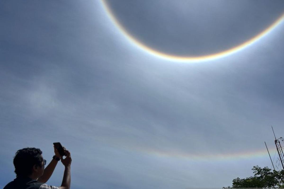 BMKG Jelaskan Fenomena Halo di Langit Batam