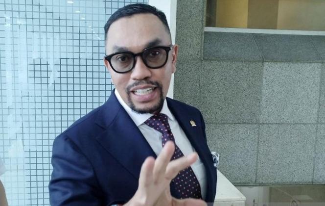 NasDem Percayakan Nasib Ahmad Sahroni dan Nafa Urbach pada Mekanisme Dewan