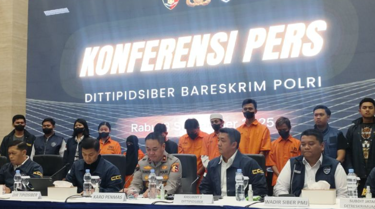 12 Orang Jadi Tersangka Penjarahan Rumah Uya Kuya, Polisi Buru Aktor Provokator