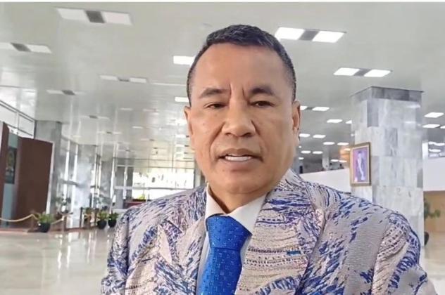 Hotman Paris Minta Gelar Perkara Dugaan Korupsi Nadiem di Istana Negara