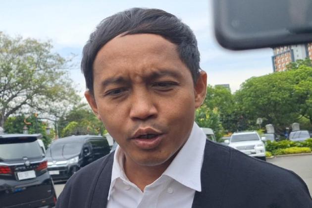 Menhut Minta Maaf ke Prabowo atas Polemik Foto Main Domino dengan Eks Tersangka Pembalak Liar