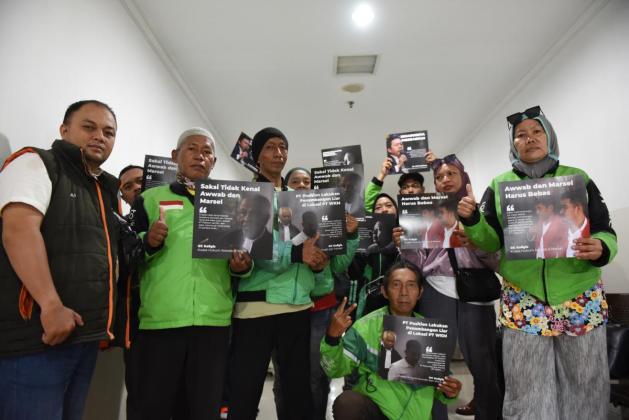 Puluhan Ojol Tuntut Bebaskan Awwab dan Marsel di PN Jakarta Pusat