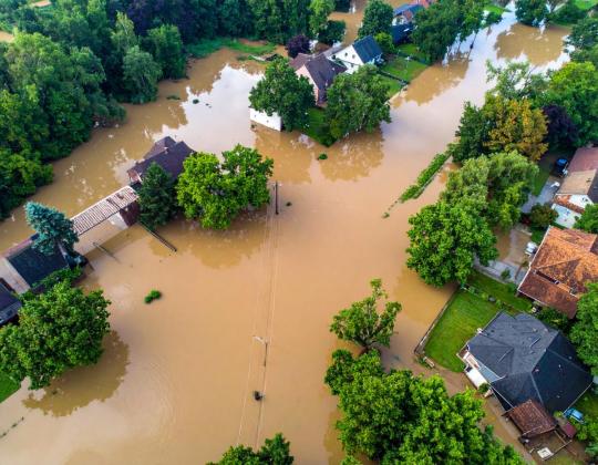 Banjir dan Tanah Longsor Akibat Badai Tropis di Meksiko Tewaskan 44 Orang