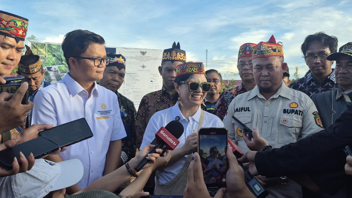 Wamendiktisaintek Stella Christie Tinjau Lokasi Pendirian Sekolah Garuda di Katingan