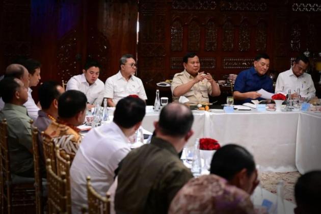 Prabowo Rapat Evaluasi MBG Berikan Arahan Detail dan Teknis