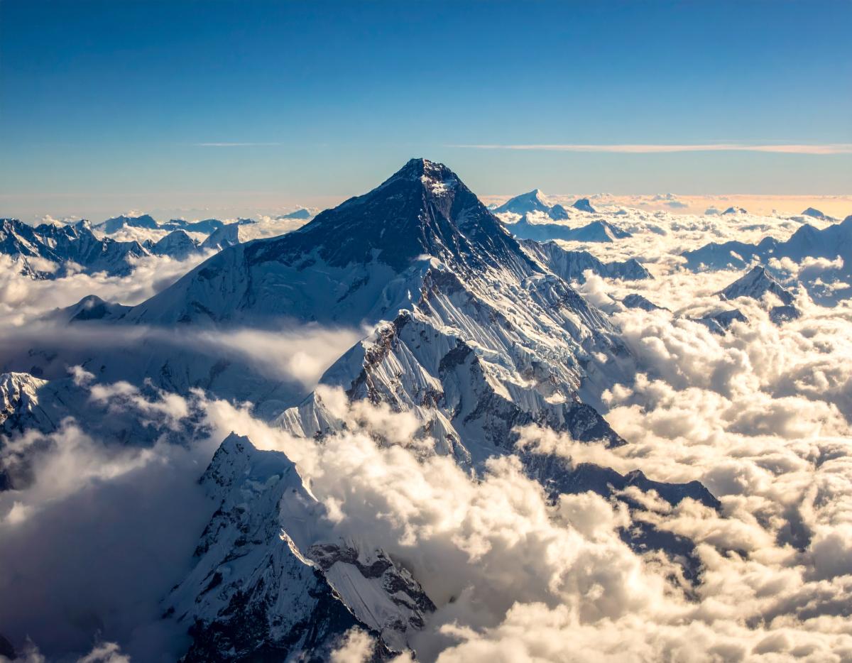 KBRI Pastikan Tidak Ada WNI Korban Badai Salju di Pegunungan Everest