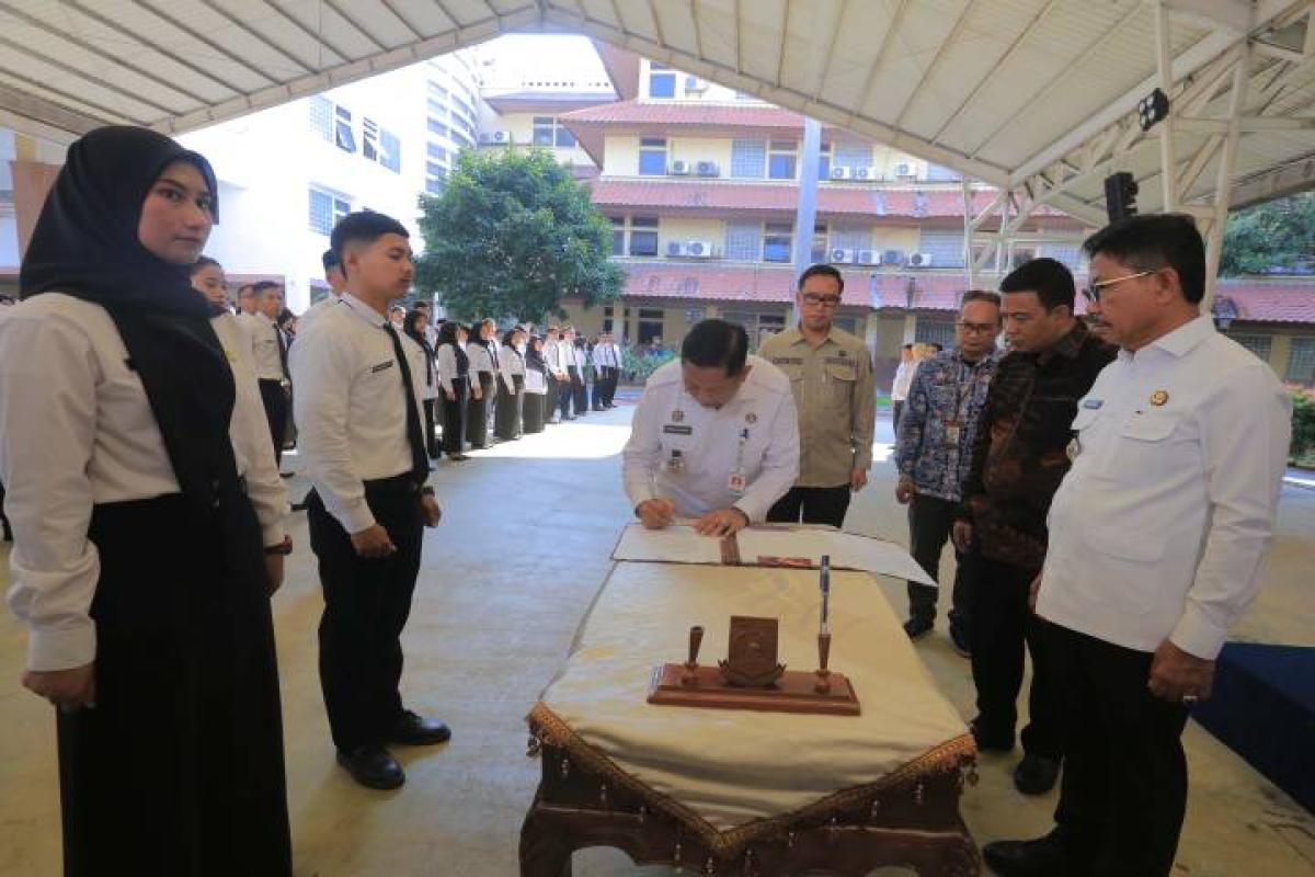 787 PPPK Kota Tangerang Dilantik, Wali Kota Tekankan Integritas