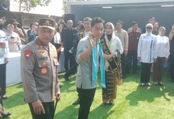 Wapres Gibran Tanam Jagung Hybrida di Tigaraksa Tangerang