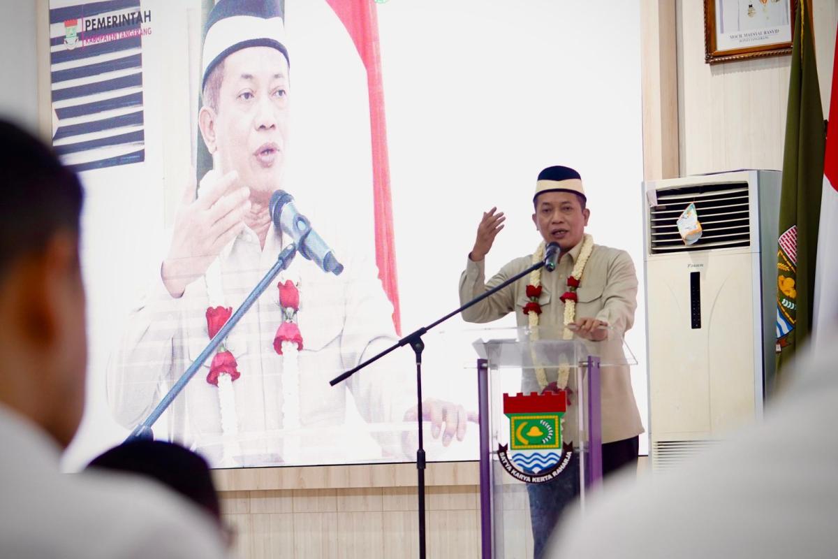 Menkop Dorong Pemda Siapkan Lahan untuk Koperasi Desa Merah Putih