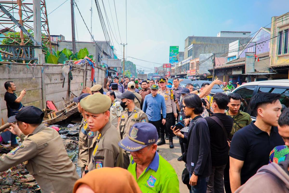 Pemkot Tangsel Tertibkan Pasar Serpong, PKL Direlokasi