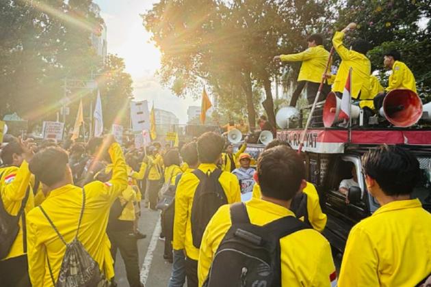 Ratusan Mahasiswa Gelar Aksi di Patung Kuda, Desak Prabowo Evaluasi Program MBG