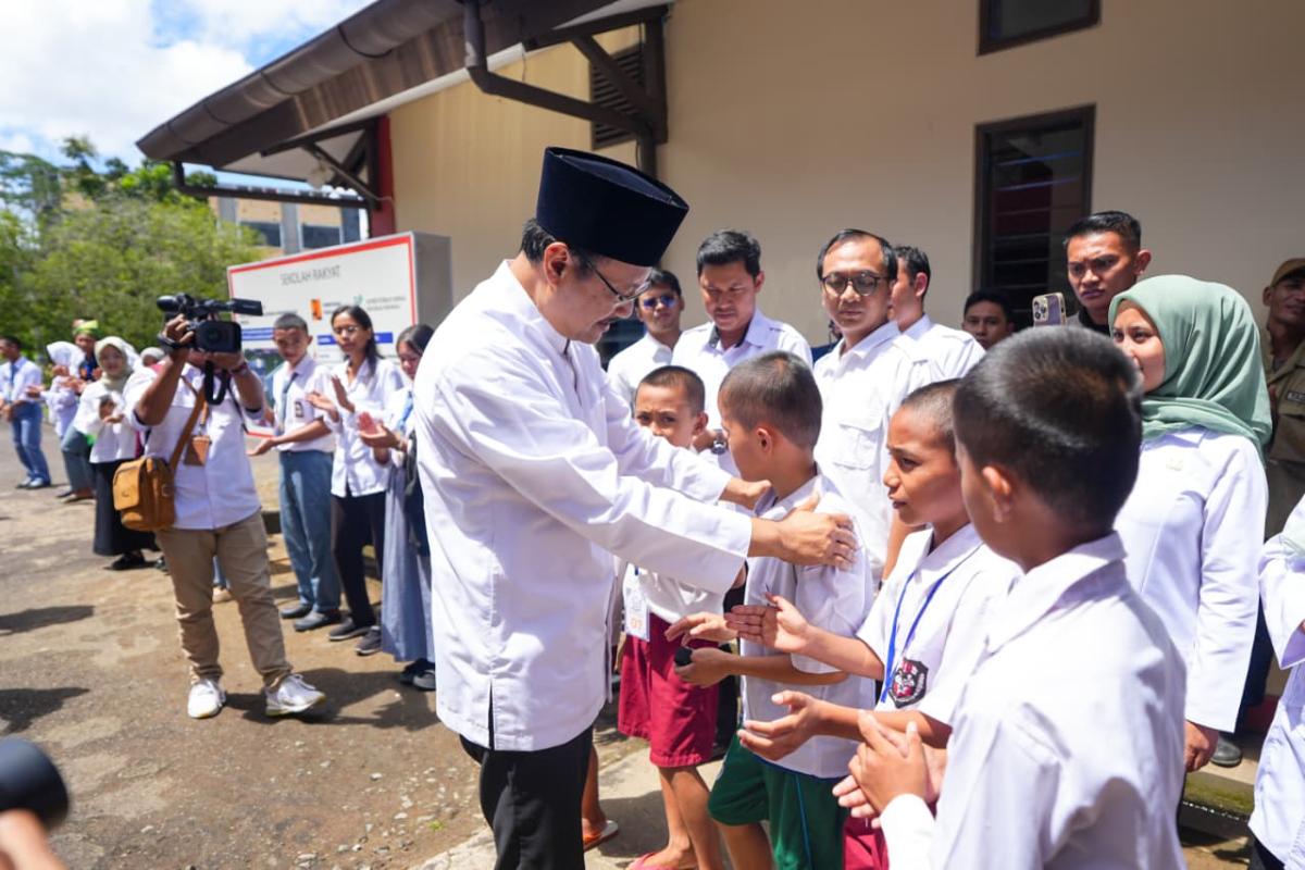 Mensos Gus Ipul Apresiasi SRT 53 Pontianak Sebagai Teladan Toleransi di Dunia Pendidikan
