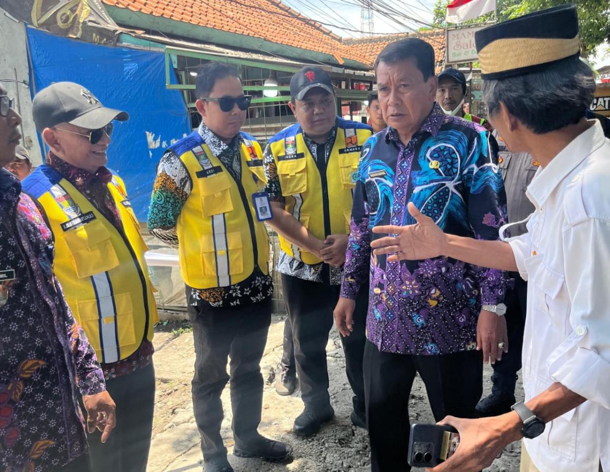 Bupati Tangerang Pantau Progres Pembangunan Jalan di Pakuhaji, Begini Katanya
