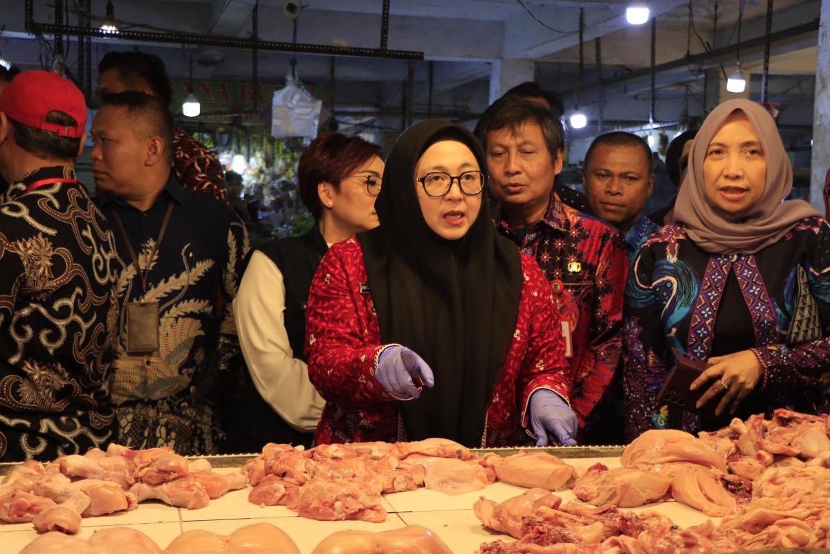 Wabup Tanggerang Sidak Pasar Tigaraksa, Ini Hasilnya! 
