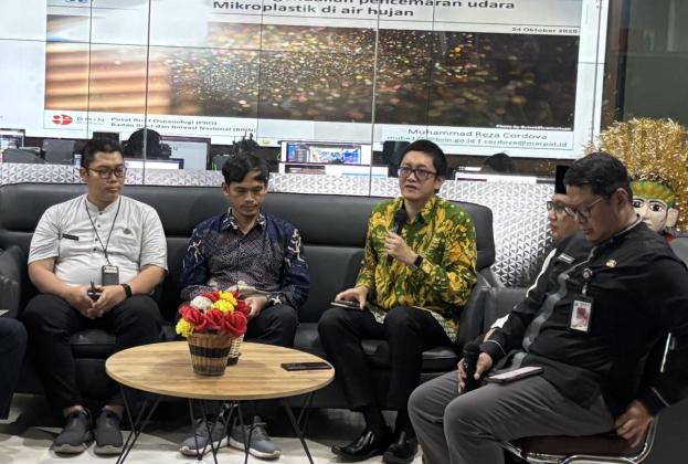 Air Kemasan di Balik Ancaman Mikroplastik: BRIN Ungkap Fakta Mengejutkan