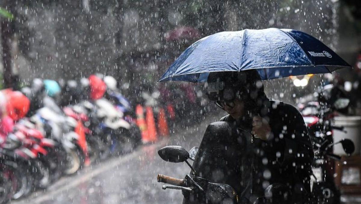 Cuaca Jakarta Hari Ini: Hujan Ringan dan Petir Diperkirakan Terjadi di Beberapa Wilayah
