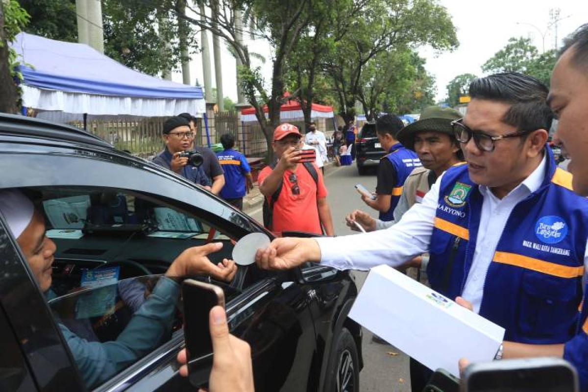Wakil Wali Kota Tangerang Pimpin Uji Emisi Kendaraan