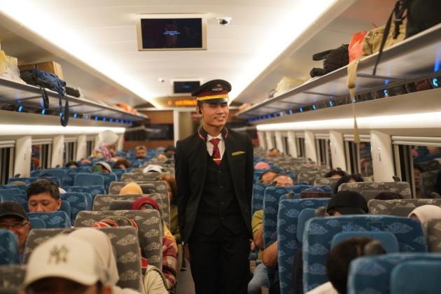 Whoosh Catat Kenaikan Penumpang Asing 65,3%, Dorong Pertumbuhan Pariwisata Nasional