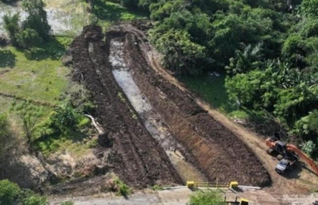Antisipasi Banjir, DBMSDA Kabupaten Tangerang Normalisasi Saluran Citakim di Gunung Kaler