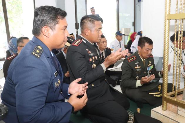 Forkopimda Kabupaten Tangerang Ziarah ke Makam Raden Arya Wangsakara