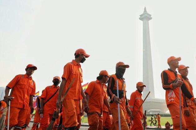 Geger Petugas PPSU Temukan Bayi dalam Kantong Belanja di Cipayung