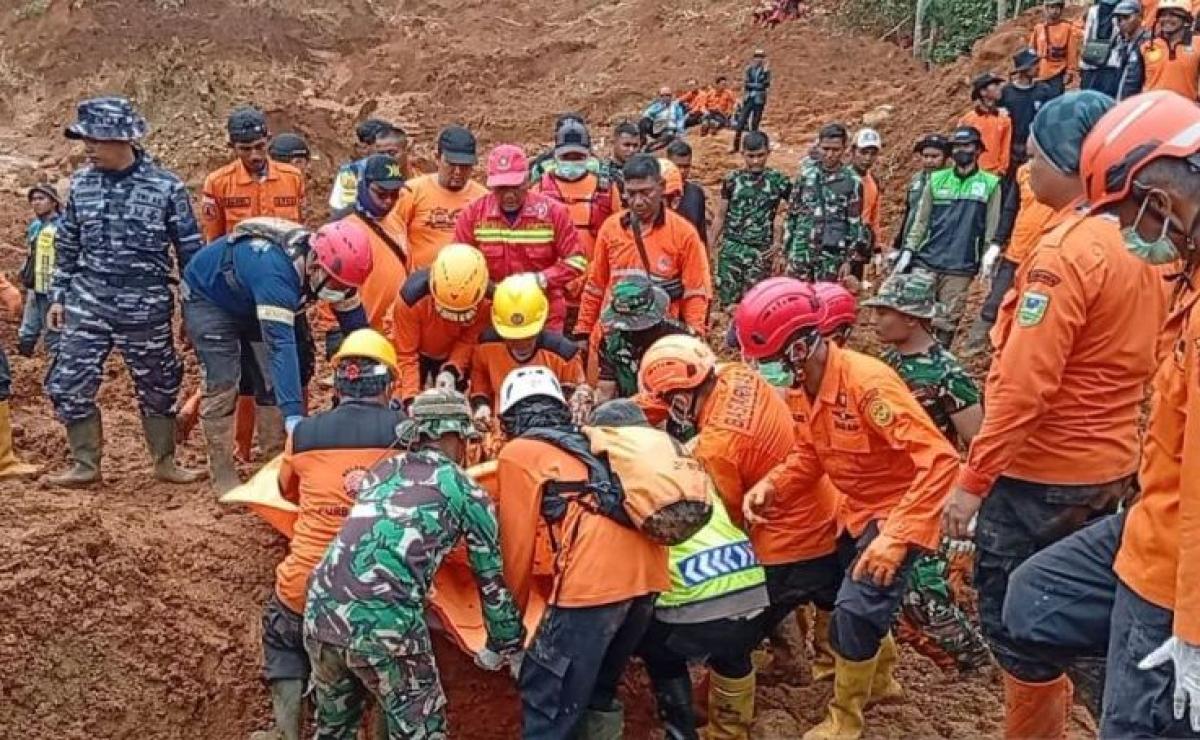 BNPB Sebut Operasi Pencarian Korban Longsor di Cilacap Diperluas