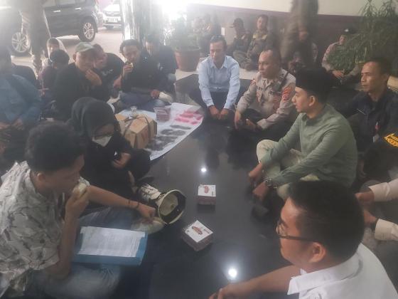 Aliansi Pemuda Aktivis Kabupaten Tangerang Kembali Geruduk Gedung DPRD 