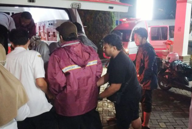 Pasutri Terjatuh di Jembatan Gladak Perak Akibat Abu Panas Semeru, Alami Luka Bakar 20 Persen