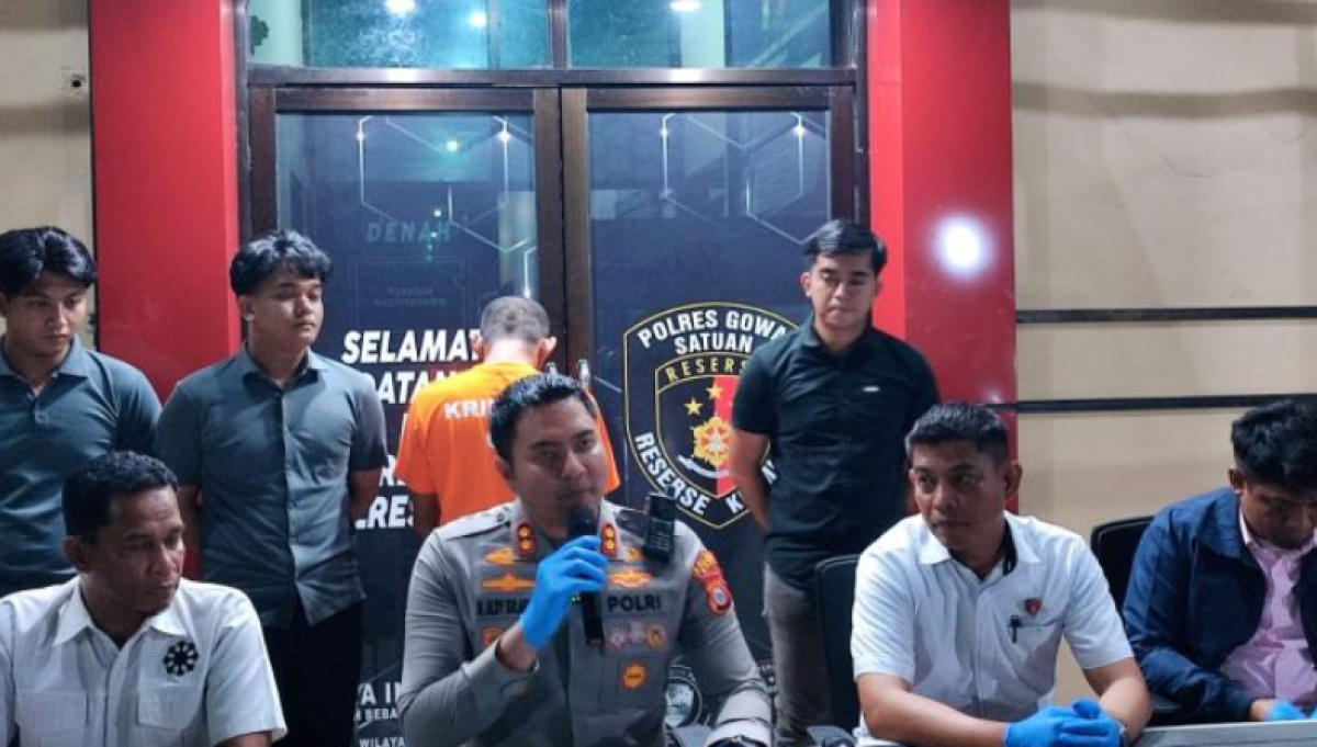 Sakit Hati  Lamaran Ditolak, Pria Ini Nekat Sebar Video Panas Korban di Facebook!