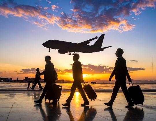 Kabar Gembira Libur Nataru: Pemerintah Siapkan Diskon Transportasi Besar-Besaran Mulai 21 November!