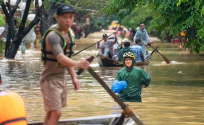 Banjir Dahsyat di Vietnam Renggut 90 Nyawa, Kerugian Tembus Rp5 Triliun