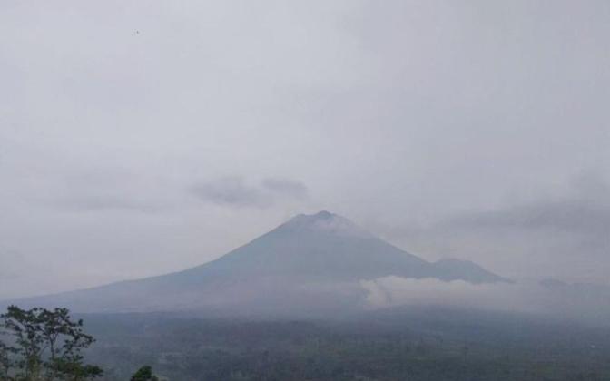 Gunung Semeru Makin Ganas, PVMBG Umumkan Level IV (Awas)