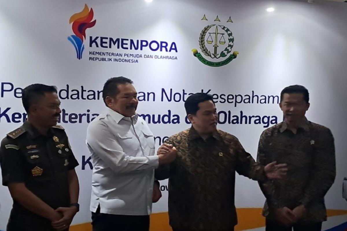 Kemenpora-Kejagung Tandatangani MoU untuk Penguatan Tata Kelola Program Kepemudaan dan Olahraga