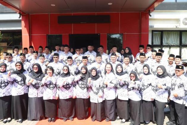 HUT ke-80 PGRI, Pemkot Tangerang Fokus Tingkatkan Kesejahteraan Guru? 