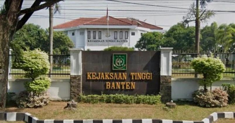 Dua Tersangka Korupsi Minyak Curah Rp 20,4 Miliar Diserahkan ke JPU Serang 