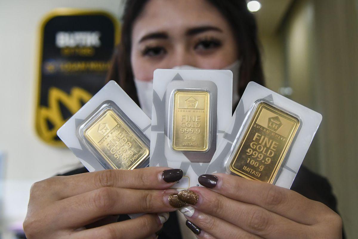 Panas! Harga Emas Antam Meroket Lagi, Sentuh Level Rp2,4 Juta
