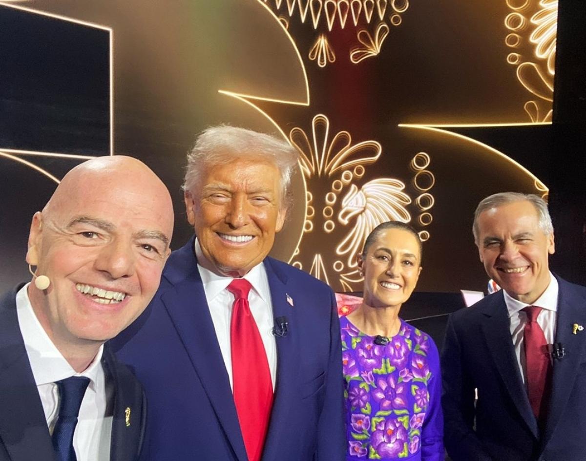 Donald Trump Terima FIFA Peace Prize pada Drawing Piala Dunia 2026