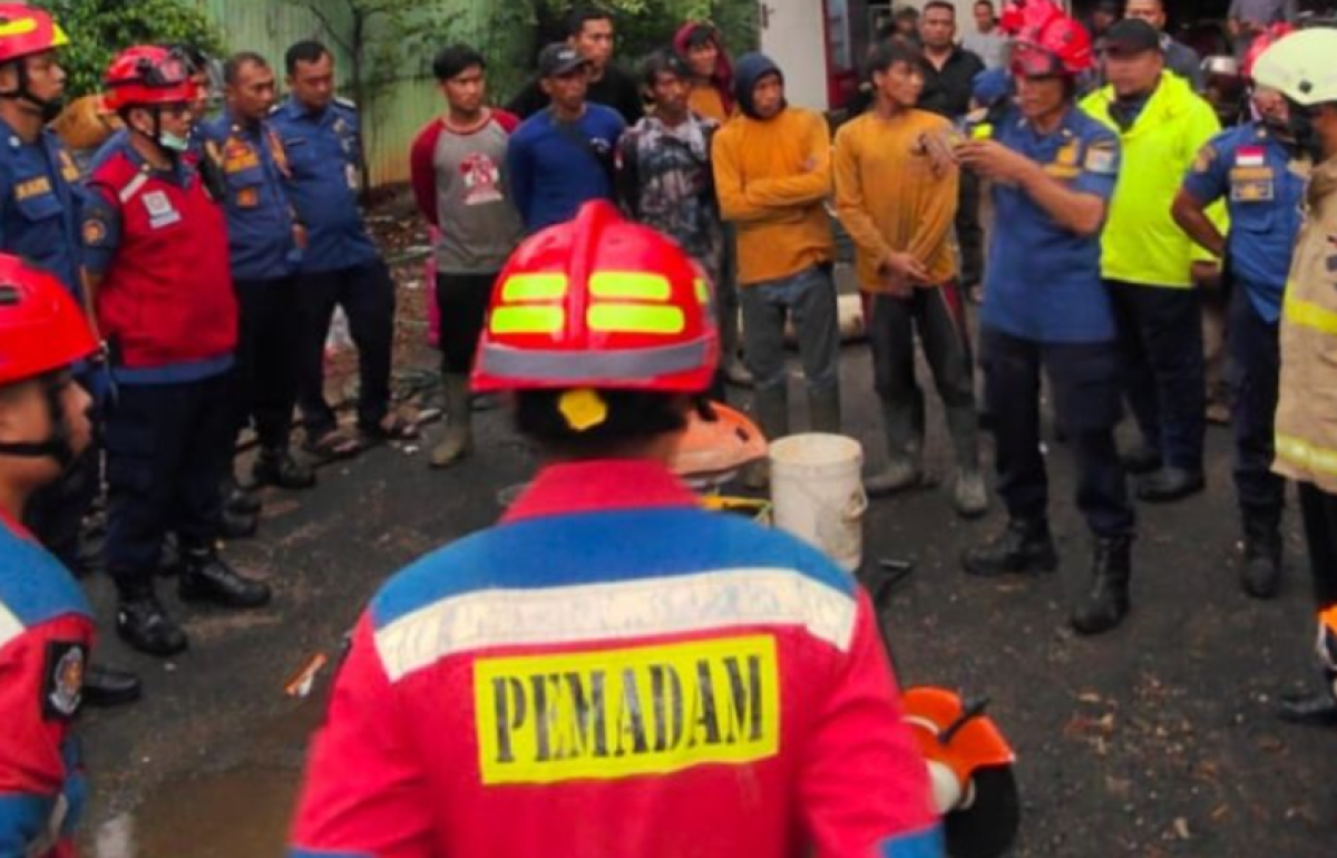 Mandor di Kelapa Gading Tewas Tertimpa Bangunan Ambruk, Evakuasi Korban Berlangsung 10 Jam
