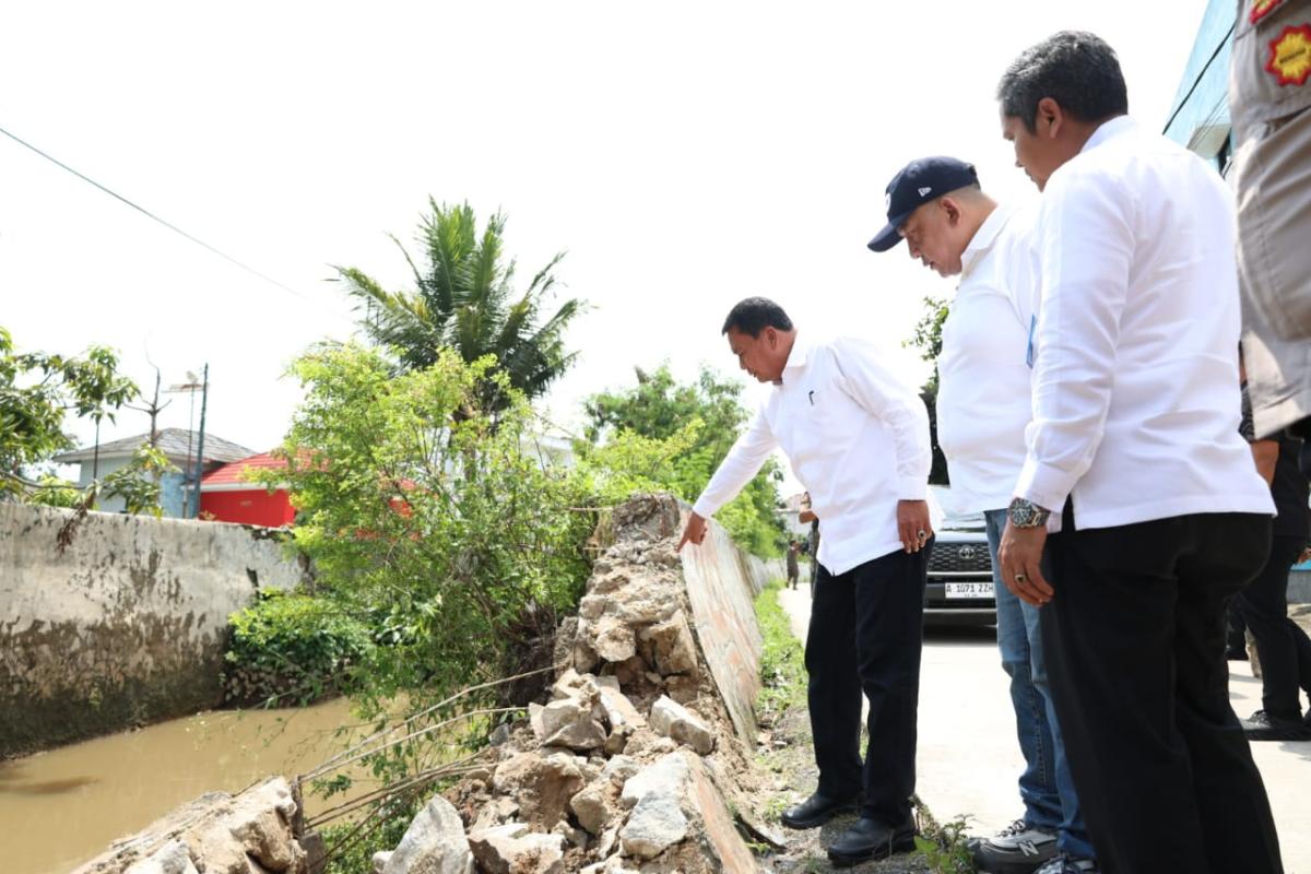 Tanggul Usia 20 Tahun di Tigaraksa Tangerang Roboh Akibat Hujan Lebat 