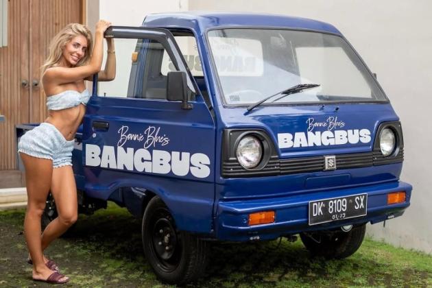 Bintang Film Dewasa Bonnie Blue Ditangkap di Bali, Polisi Amankan 18 WNA