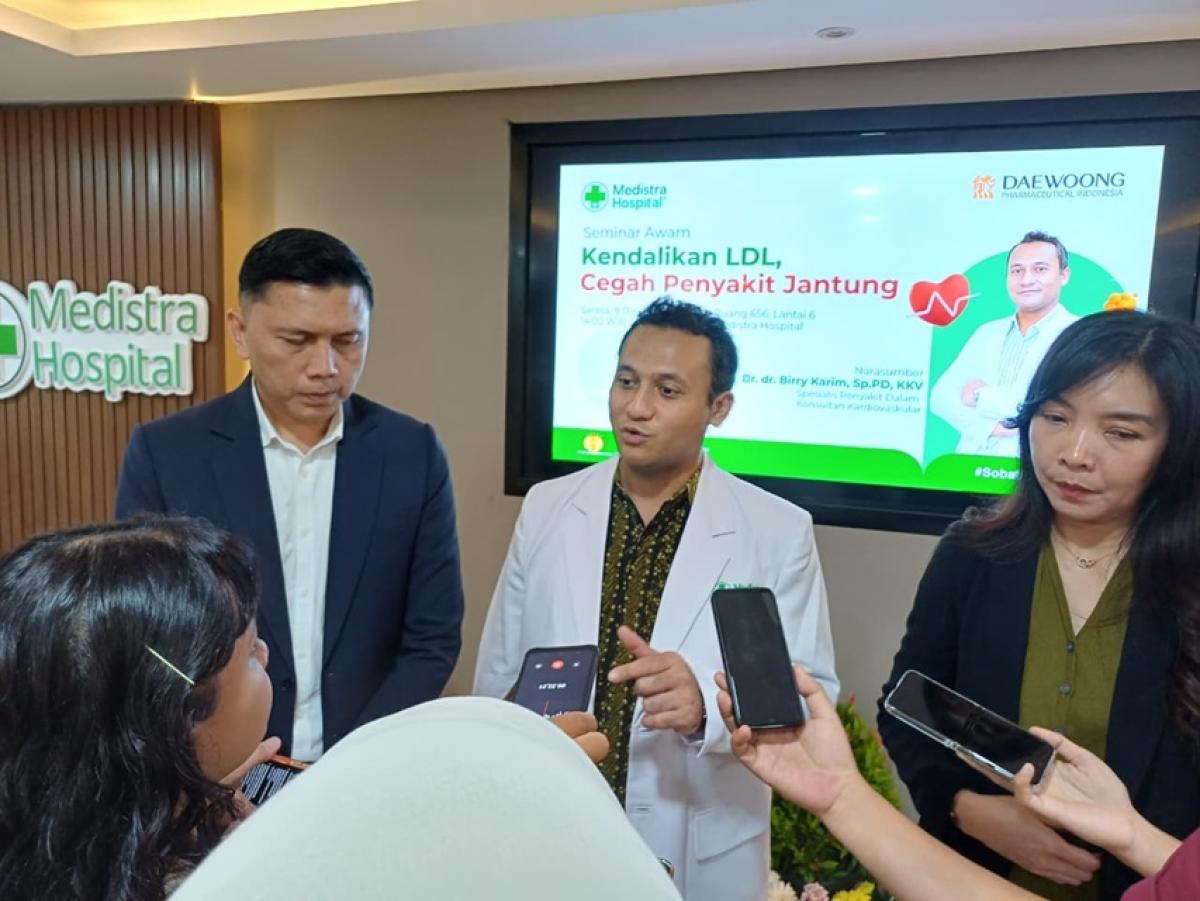 Waspada! Spesialis Jantung Bongkar Tuntas Mitos Kolesterol Tinggi dan Herbal: Jangan Mudah Percaya Klaim Marketing!