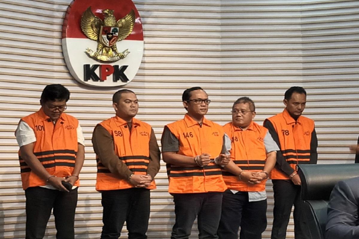 KPK Lacak Dana Misterius Bupati Lampung Tengah, Bakal Ada Tersangka Baru?